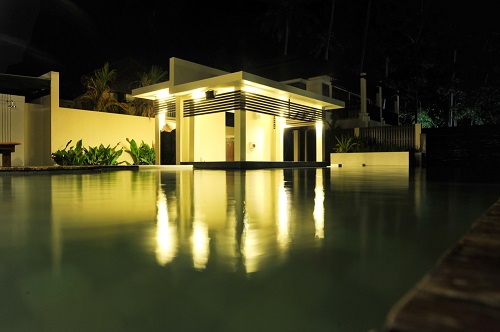 Pool house outdoor lighting